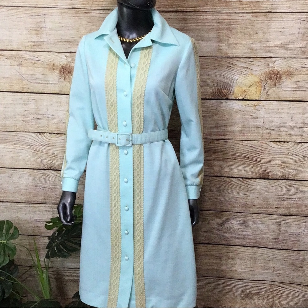 Vintage 60's Henry Lee lace detailed Belted Dress